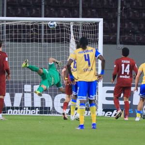 Ο Μπαρτόλο με τρομερή εκτέλεση φάουλ το 0-1 του Αστέρα AKTOR στη Λάρισα (video)