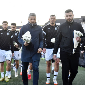 Λουλούδια και στεφάνια στην Τούμπα για τον Κλεομένη (photos)