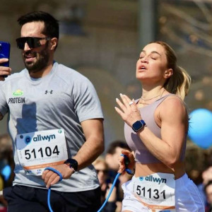 Η Πελενδρίτου έτρεξε στον ημιμαραθώνιο της Αθήνας: «Ο αθλητισμός είναι πρόσβαση, αξιοπρέπεια και ελευθερία»