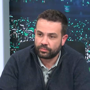 «Athletiko FC»: Το σχόλιο του Καπετανάκου για τη νίκη της ΑΕΚ και τη πρωτιά στο πρωτάθλημα (video)