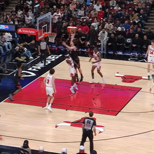 Ο Σενγκούν κάνει poster τους αντιπάλους του και κατακτά το Top 10 του ΝΒΑ (video)