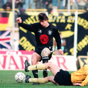 «Καλώς ήρθες ήρωα, 0-1!»: Το ιστορικό γκολ του Στέφανου Μπορμπόκη κόντρα στη Μαλίν (video)