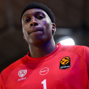 Νέο πρόβλημα για τον Ολυμπιακό πριν από τη Χάποελ: Εκτός και ο Νιλικίνα