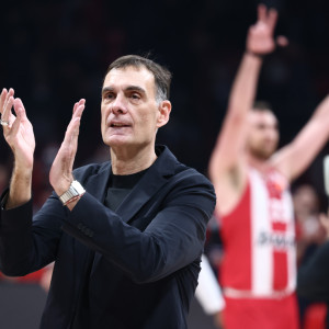 Ο Γιώργος Μπαρτζώκας έφτασε τις 200 νίκες με τον Ολυμπιακό στη Stoiximan GBL