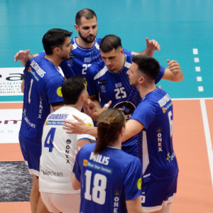 Νίκες για ΟΦΗ και Φοίνικα στα ματς των θέσεων 5-7 και play out της Novibet Volley League