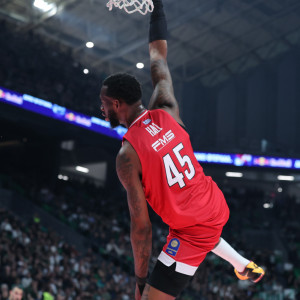 Hall-round Show: Το ρεσιτάλ του Ντόντα Χολ σε άμυνα και επίθεση (video)