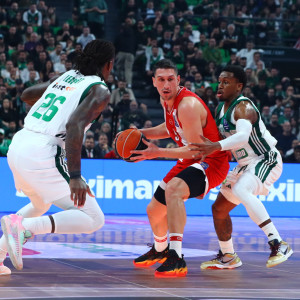 Ο Λαρεντζάκης «ντύθηκε» Ντόρσεϊ και ο Ολυμπιακός πήρε το επεισοδιακό ντέρμπι με τον Παναθηναϊκό