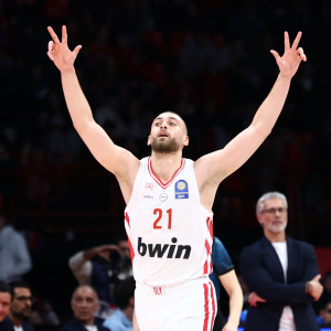 Ο Ολυμπιακός κέρδισε με 100άρα τη Μύκονο στο ΣΕΦ πριν τους «τελικούς» με Ρεάλ και Χάποελ