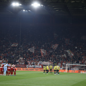 Αποδοκιμασίες στο Καραϊσκάκη στο ημίχρονο του Ολυμπιακός-ΑΕΚ