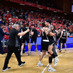 Αποθέωση στο «Μακεδονία» για τους θριαμβευτές του ΠΑΟΚ