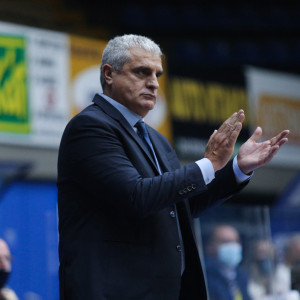 Η μεγάλη επιστροφή: Ο Πεδουλάκης αναλαμβάνει το Σπόρτιγκ μέχρι το 2030!