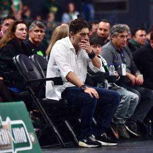 Διαδοχικά stories Γιαννακόπουλου για διαιτησία, ΕΡΤ και Λιόλιο