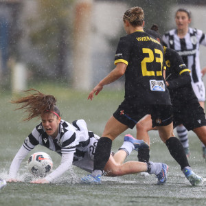 Η κακοκαιρία Erminio δεν... ακούμπησε το ντέρμπι: «Μονομαχίες» στο ΑΕΚ-ΠΑΟΚ σε γήπεδο που θύμισε λίμνη (photos)