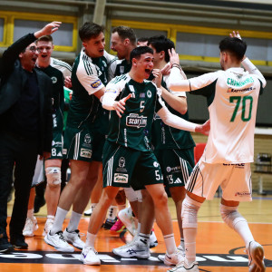 Τα highlights του θριάμβου του Παναθηναϊκού κόντρα στον Ολυμπιακό στον τρίτο ημιτελικό των play offs