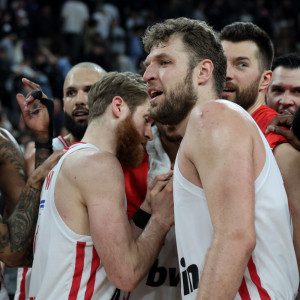 «EuroLeague by Night»: Το... τρίτο ημίχρονο της νίκης του Ολυμπιακού επί της Βιλερμπάν (video)