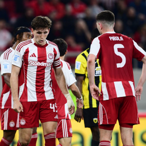 Ο Ολυμπιακός κάνει ακόμη πιο δύσκολο το καλοκαίρι του