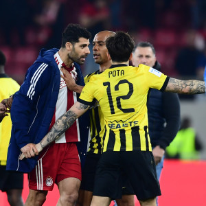 Μεγάλη ένταση στο φινάλε του Ολυμπιακός - ΑΕΚ με Ταρέμι και Ρότα (photos)