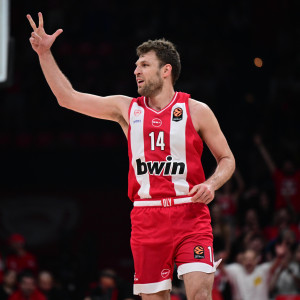 Με κόσμο ο Ολυμπιακός στη Σόφια για το ματς με Χάποελ