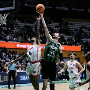 Η Μπανταλόνα νίκησε αλλά... έμπλεξε πριν την ΑΕΚ: Προβλήματα τραυματισμών και οι δυο σέντερ της!