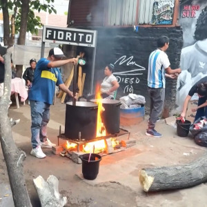 Ο Ντιέγκο θα ήταν χαρούμενος: Το σπίτι του Μαραντόνα στη Βίλα Φιορίτο έχει γίνει κοινωνική κουζίνα