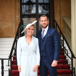 «Μα είναι αντίγραφο του Μπάκιγχαμ!»: Το νέο σπίτι του Κέιν αναστατώνει τη γειτονιά