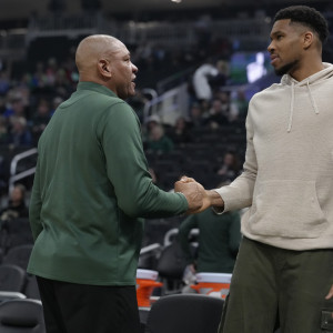 Το παραδέχτηκε ο Ντοκ Ρίβερς: «Αν δεν κάνουμε καλή δουλειά με το ρόστερ ο Γιάννης θα κοιτάξει αλλού»