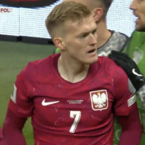 Ο Σφιντέρσκι σκόραρε για την Πολωνία στο πολύ κρίσιμο ματς με την Σουηδία (video)