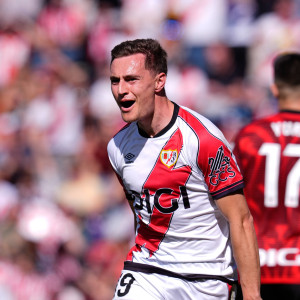 Αυτός είναι ο Χόρχε Ντε Φρούτος που οδηγεί την «euroRayo» και πρέπει να προσέξει η ΑΕΚ