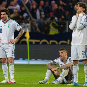 Από τον Γιόχανσον στον Μπαϊρακτάρεβιτς - Η Ιταλία μένει... σπίτι της για τρίτο σερί Μουντιάλ