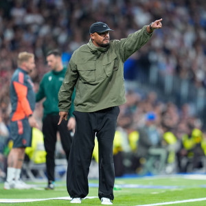 Fashion icon στο γήπεδο - Η ενδυμασία του Κομπανί στο Ρεάλ - Μπάγερν που «τρέλανε» τους οπαδούς