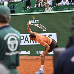 Μεγάλο κάζο για Μεντβέντεφ - Δεν «σταύρωσε» ούτε game κόντρα στον Μπερετίνι και τα έσπασε όλα (video)