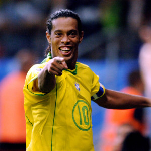 Ροναλντίνιο ο ένας και μοναδικός: Το Netflix φέρνει τη ζωή του Βραζιλιάνου «μάγου» σε ντοκιμαντέρ (video)