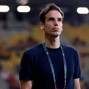 Ο Ινίγκο Πέρεθ φτιάχνει τον δρόμο της Ράγιο Βαγιεκάνο προχωρώντας