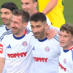 Ο Λιβάγια πέτυχε δύο γκολάρες και έγινε ο πρώτος σκόρερ στην ιστορία της Χάιντουκ