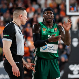 Κατέρρευσε στη Βαλένθια ο Παναθηναϊκός και πάει προς... play in