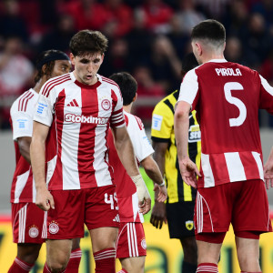 Ο Ολυμπιακός έμεινε «άσφαιρος» σε τρία σερί εντός έδρας ματς πρωταθλήματος μετά από 56 χρόνια!