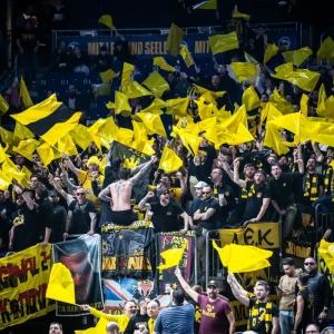 Με τον κόσμο στο πλευρό της στη Βαρκελώνη κόντρα στη Μπανταλόνα η ΑΕΚ