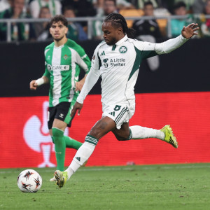 Ο Ρενάτο θέλει να μείνει στον Παναθηναϊκό, όμως η «εξίσωση» είναι πολύπλευρη και δύσκολη