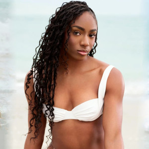 Η αγία τριάδα της ομορφιάς: Οι εκθαμβωτικές κυρίες των σπορ σε μία αποκαλυπτική φωτογράφηση στο SI