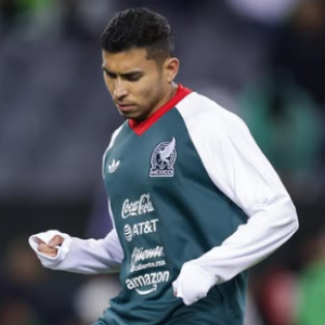 Μπουγέλωσαν τον Πινέδα για τα γενέθλιά του οι παίκτες στην Εθνική Μεξικού (video)