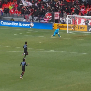 Επικό αυτογκόλ με ανεπανάληπτη γκάφα στο MLS (video)
