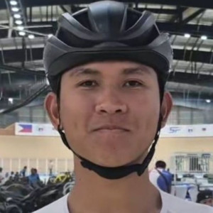 Ο ντελιβεράς που έγινε ποδηλάτης και κατέρριψε μετά από 20 χρόνια το εθνικό ρεκόρ