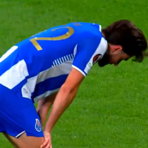 «Αυτογκόλ για όσκαρ»: Η Νότιγχαμ Φόρεστ ισοφάρισε την Πόρτο με απίθανο τρόπο (video)