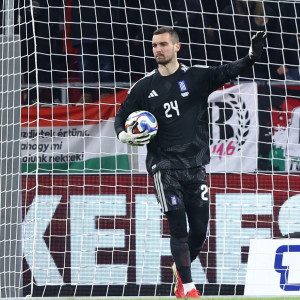 Ο Τσιφτσής έκανε ντεμπούτο με την Εθνική Ελλάδας: «Τιμή να φορώ το εθνόσημο» (video)