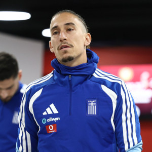 Το «πηγαδάκι» Τσιμίκα, Κέρκεζ, Σόμποσλαϊ με φόντο τη Λίβερπουλ (video)