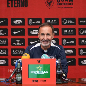 Νέα «καρφιά» Αλόνσο για Ταϊρί: «Αν ένας παίκτης δεν σέβεται την ομάδα μου, πάω μέχρι τέλους εναντίον του»