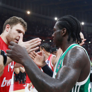 Ο Ναν ψήφισε Βεζένκοφ για MVP της σεζόν στην Euroleague!