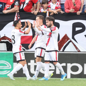 Άλμα παραμονής η Ράγιο Βαγιεκάνο, νίκησε την Εσπανιόλ με λυτρωτή τον Καμέγιο