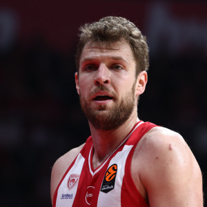 O Σάσα Βεζένκοφ έφτασε τους 3.600 πόντους στην EuroLeague και ξεπέρασε τον Γιώργο Πρίντεζη