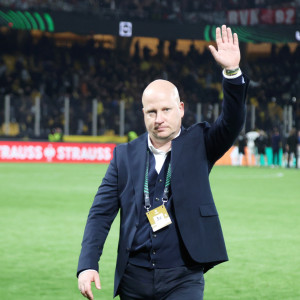 O κόσμος της ΑΕΚ φώναξε ρυθμικά το όνομα του Νίκολιτς - Η αντίδραση του Σέρβου